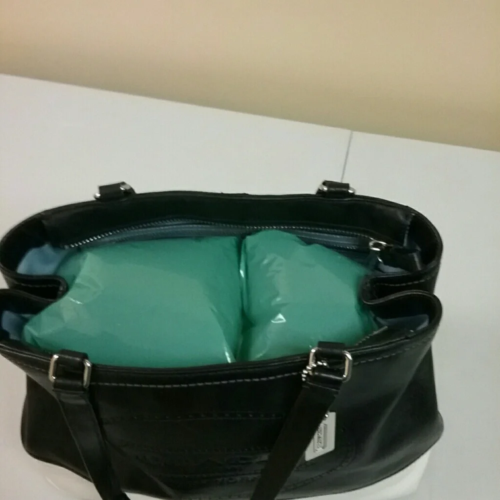 Coach 2 tone tote - Picture 4 of 4